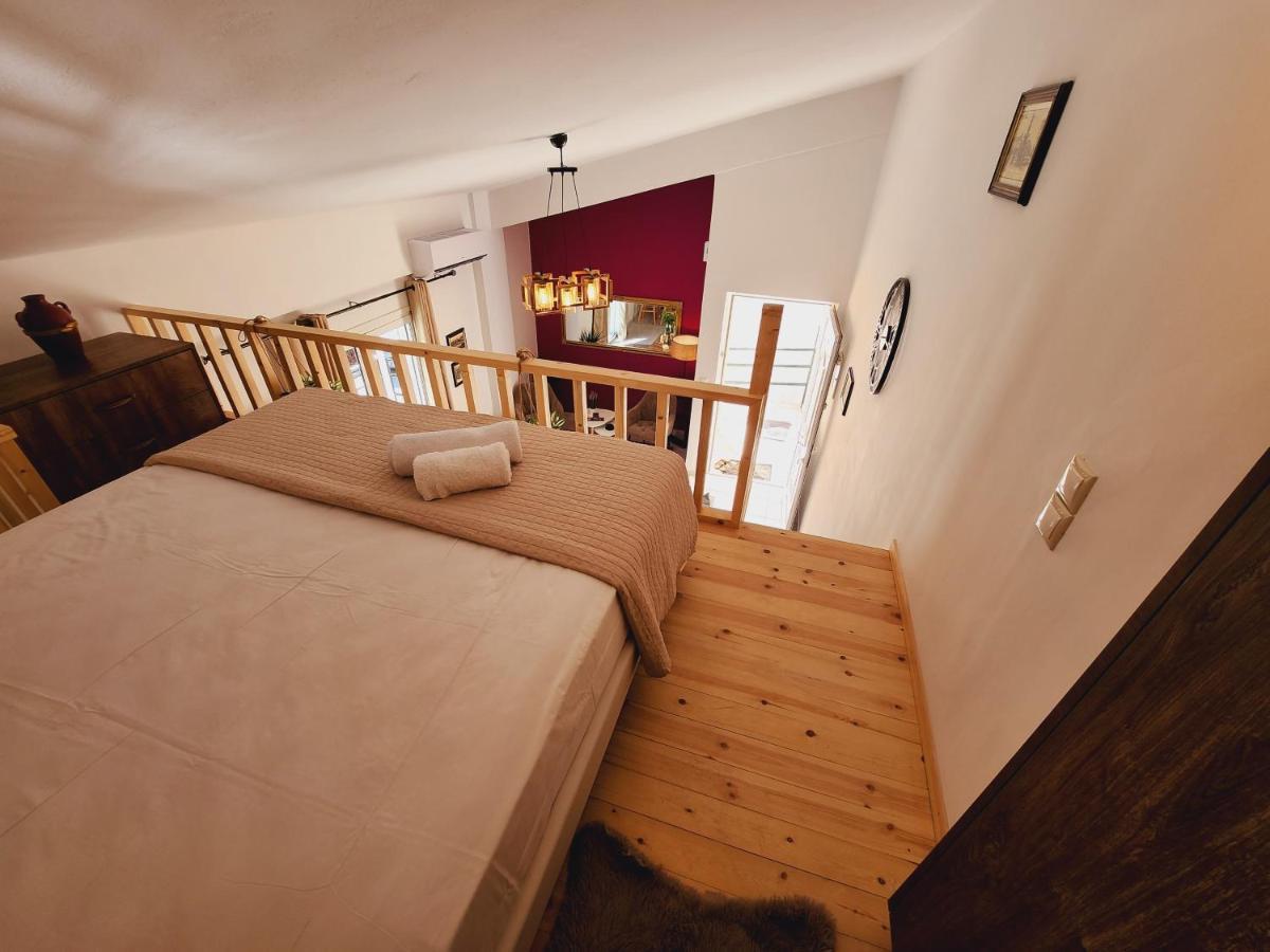 Luxury Loft Apartment Vivian Patras Exteriör bild