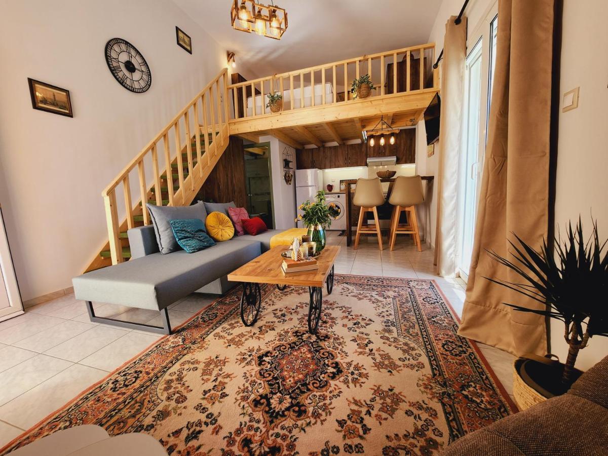 Luxury Loft Apartment Vivian Patras Exteriör bild